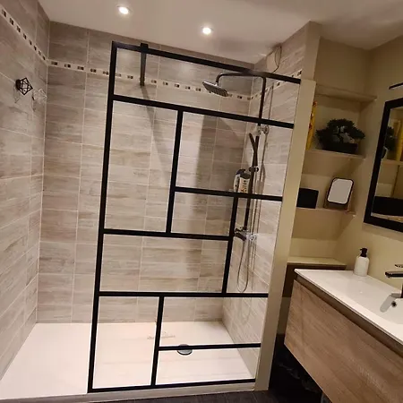 Apartamento Modern For 4 People With Terrace